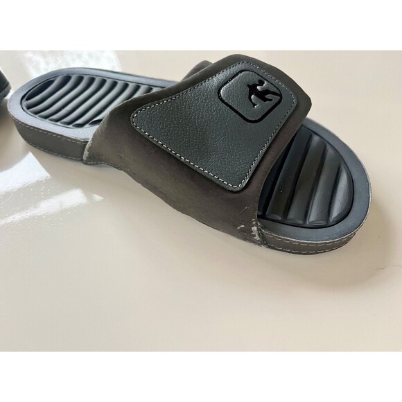 AND1 Men’s Dunk Slide Gray and Black Adjustable Slides Slip-On Sandals Size 7 - Picture 4 of 7